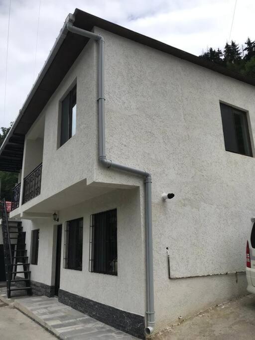 보르조미 My House 빌라 외부 사진