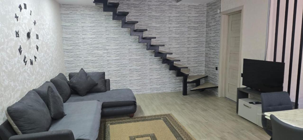 보르조미 My House 빌라 외부 사진
