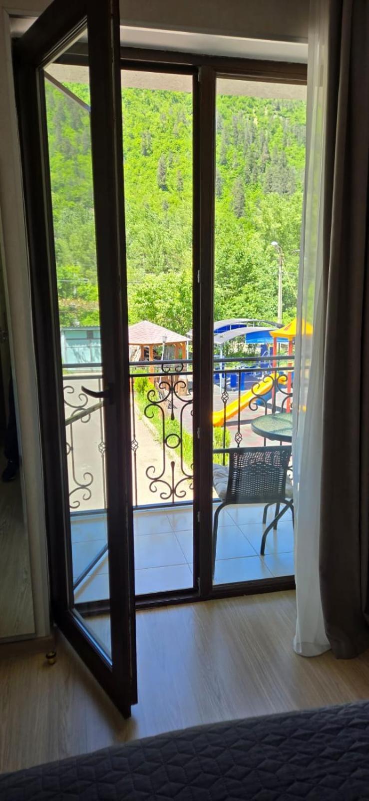 보르조미 My House 빌라 외부 사진